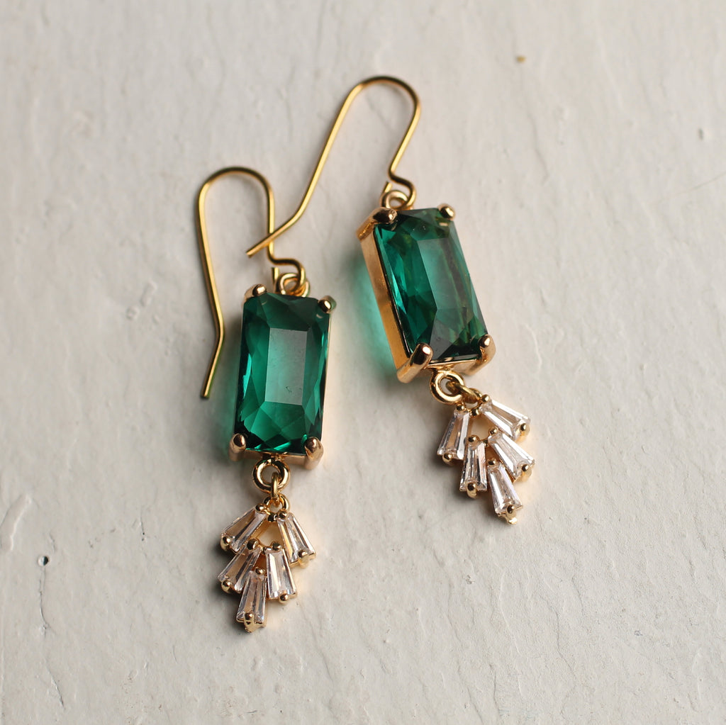 Vintage Emerald Crystal Chrysler - earrings