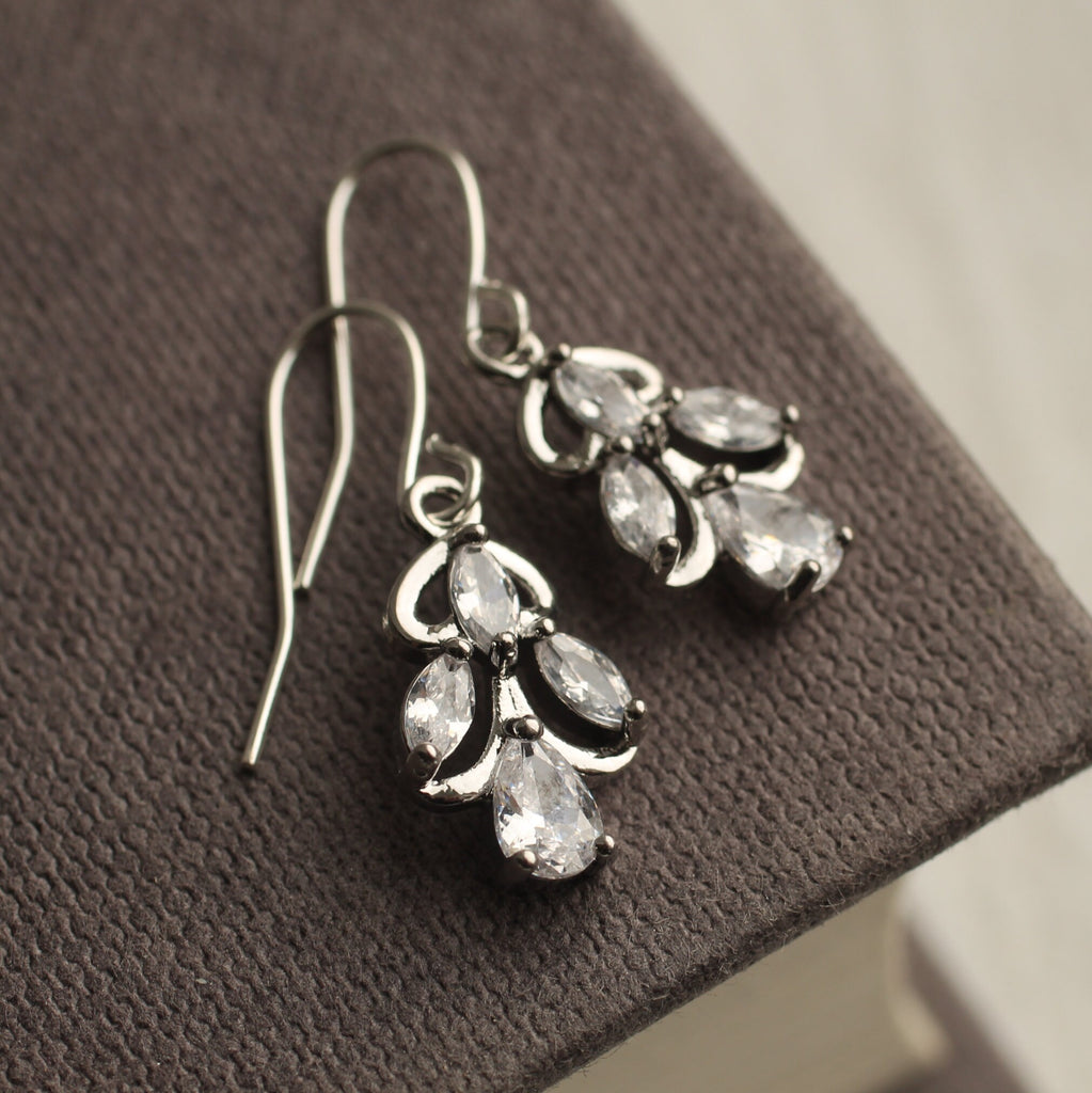 Art Nouveau Silver Nouveau Jewel Earrings - Earrings