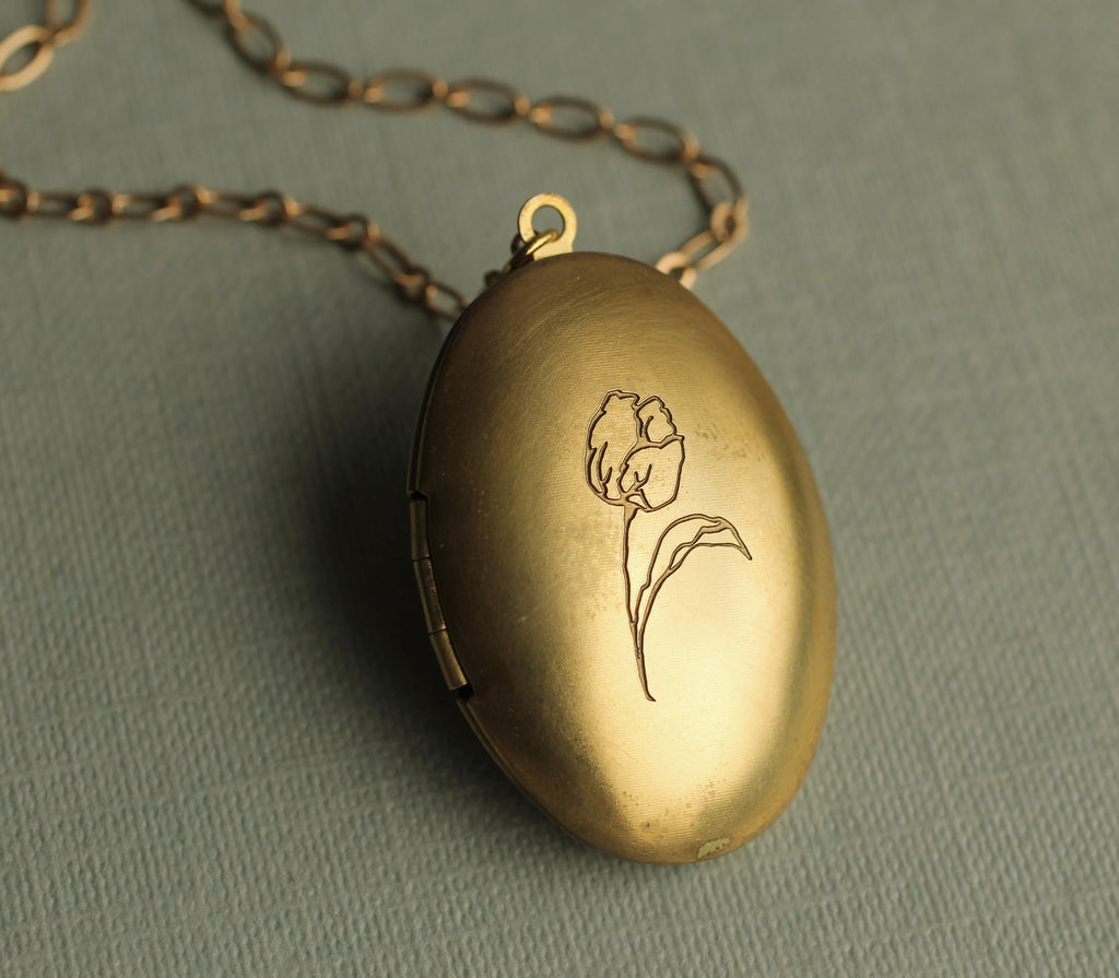 Simple Oval Locket - Necklaces