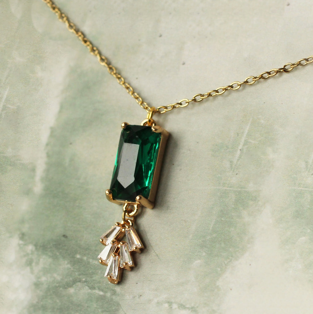Art Deco Emerald Bar Necklace T2 - Necklaces