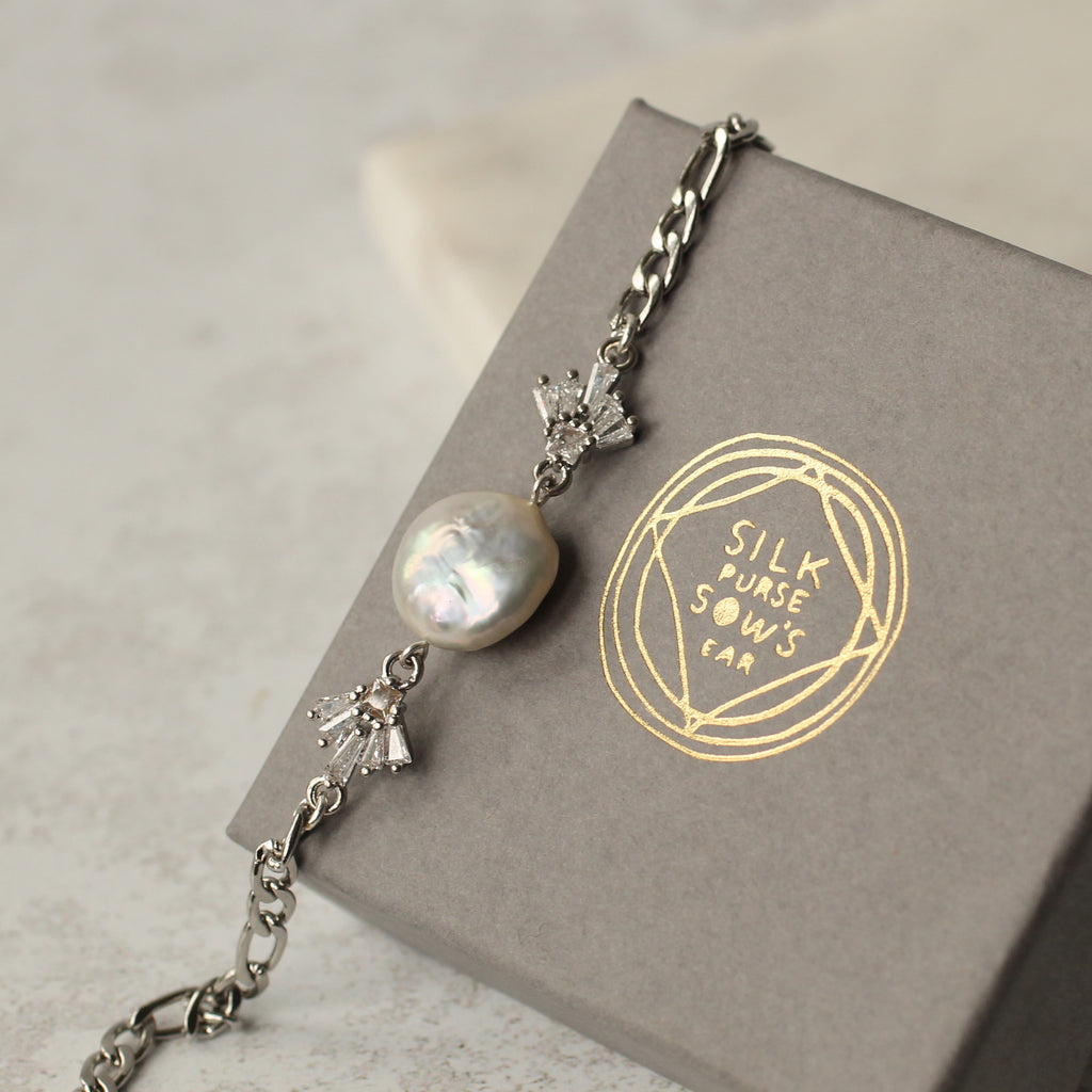 Art Deco Harlequin Pearl Bracelet (WS) - Bracelets