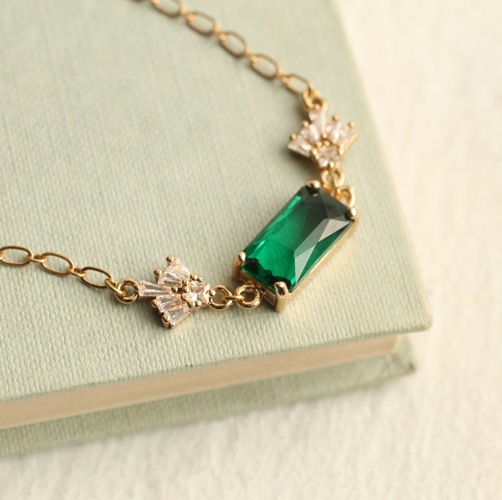 Art Deco Emerald Bar Necklace T1 - Necklaces