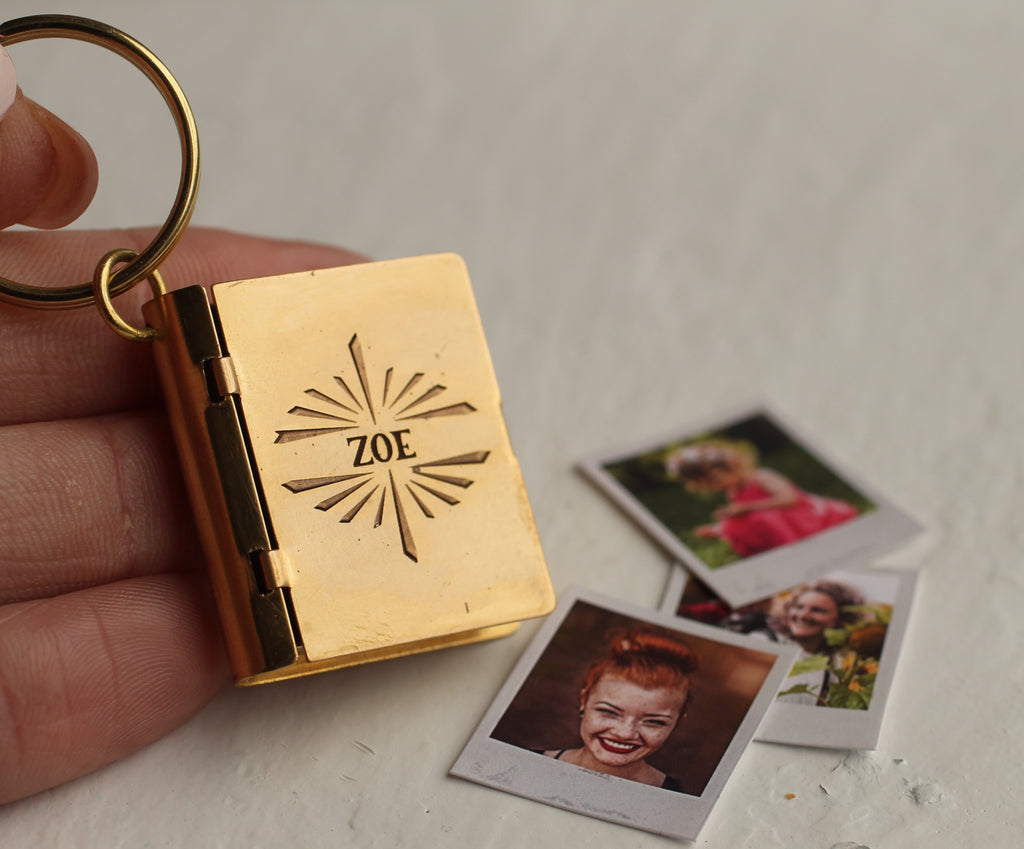 Sunburst Personalised Photo Keyring - Necklaces