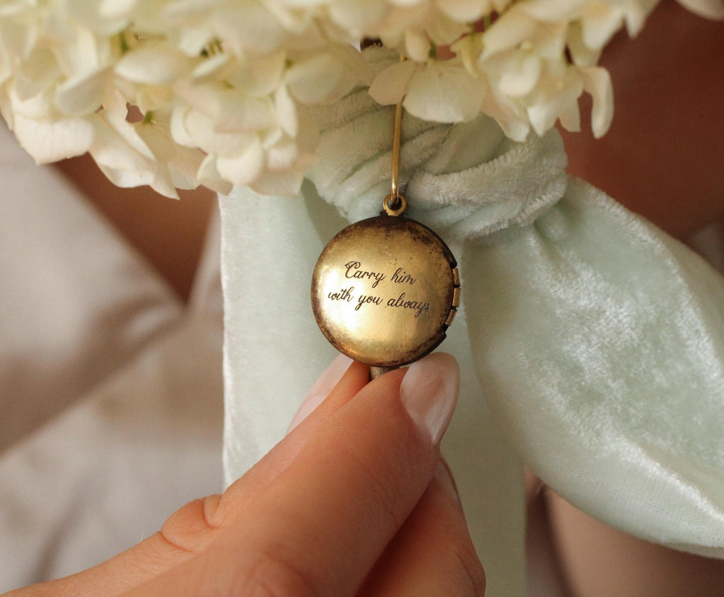 Bridal Locket Pin for Bouquet B12 - Brooches & Pins