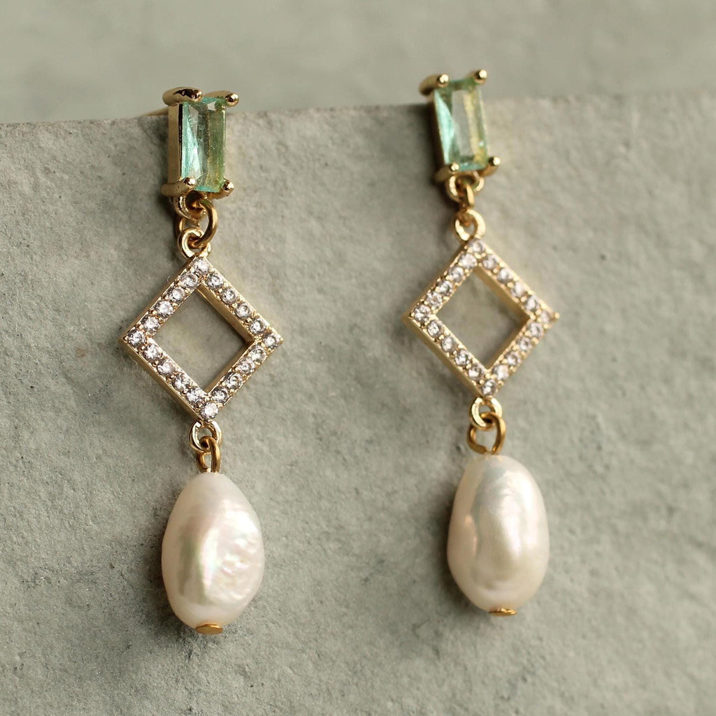 Art Deco Mint Green Freshwater Pearl Earrings - Earrings
