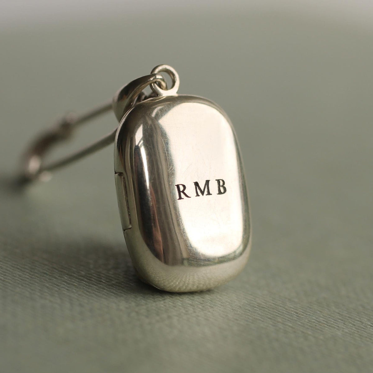 Sterling Silver Photo Locket Brooch Pin – Silk Purse, Sow's Ear