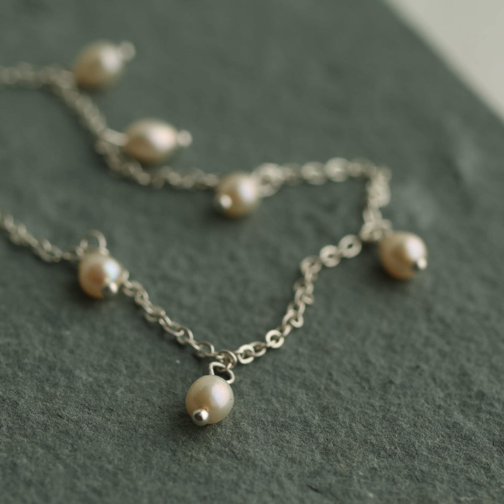 Dainty Pearl Collarbone Necklace - Necklaces