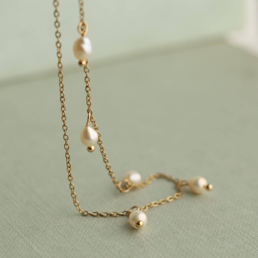 Dainty Pearl Collarbone Necklace - Necklaces